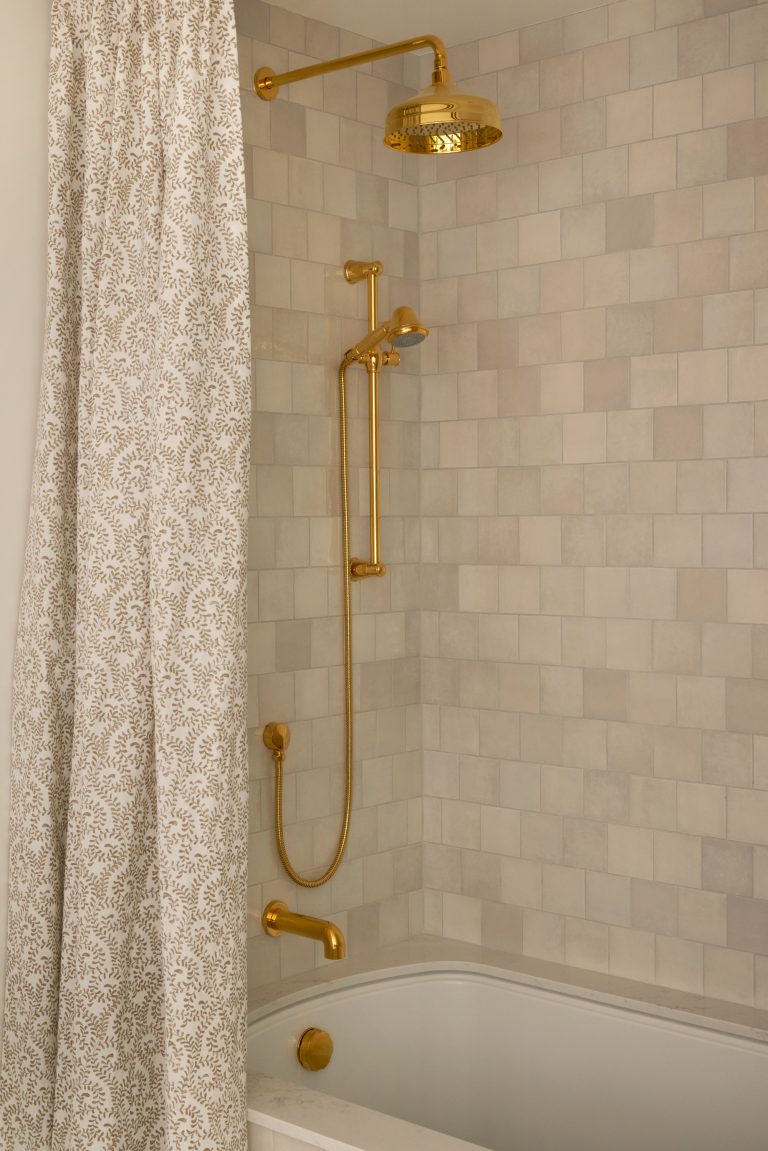 Salle de bain principale Petit-Lac-Magog AKB Design