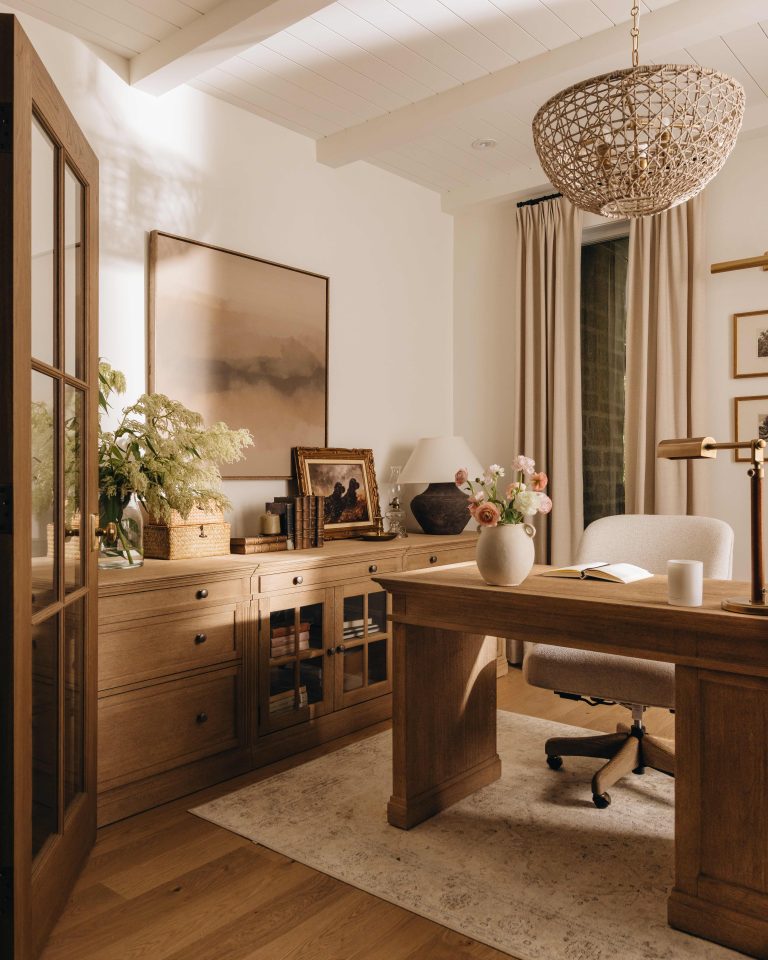 Bureau Des Cornouillers AKB Design